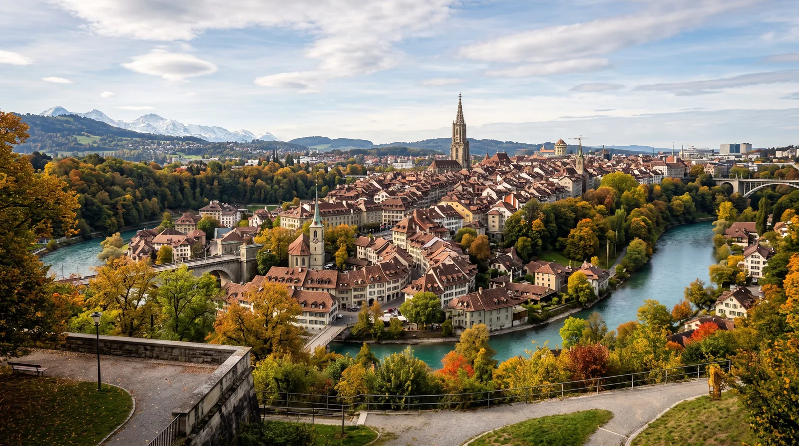 Bern: Zytglogge und Berner Münster